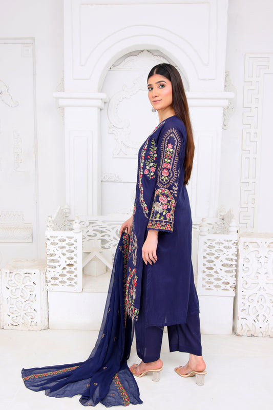 FF3028 – 3PC Stitched Embroidered Lawn Suit