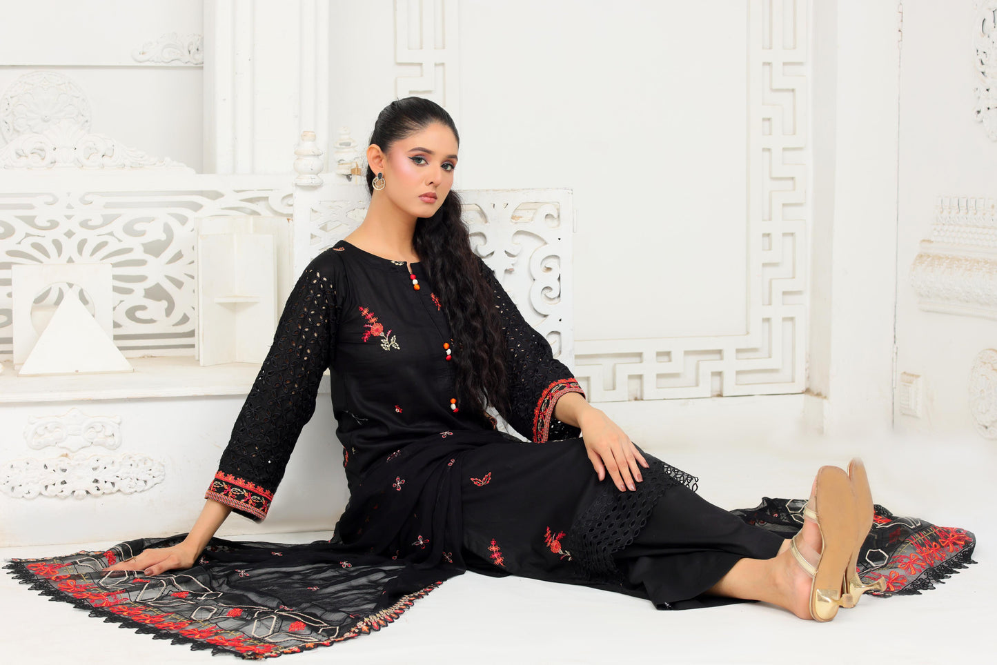 IB901 - Embroidered 3-Piece Stitched Suit