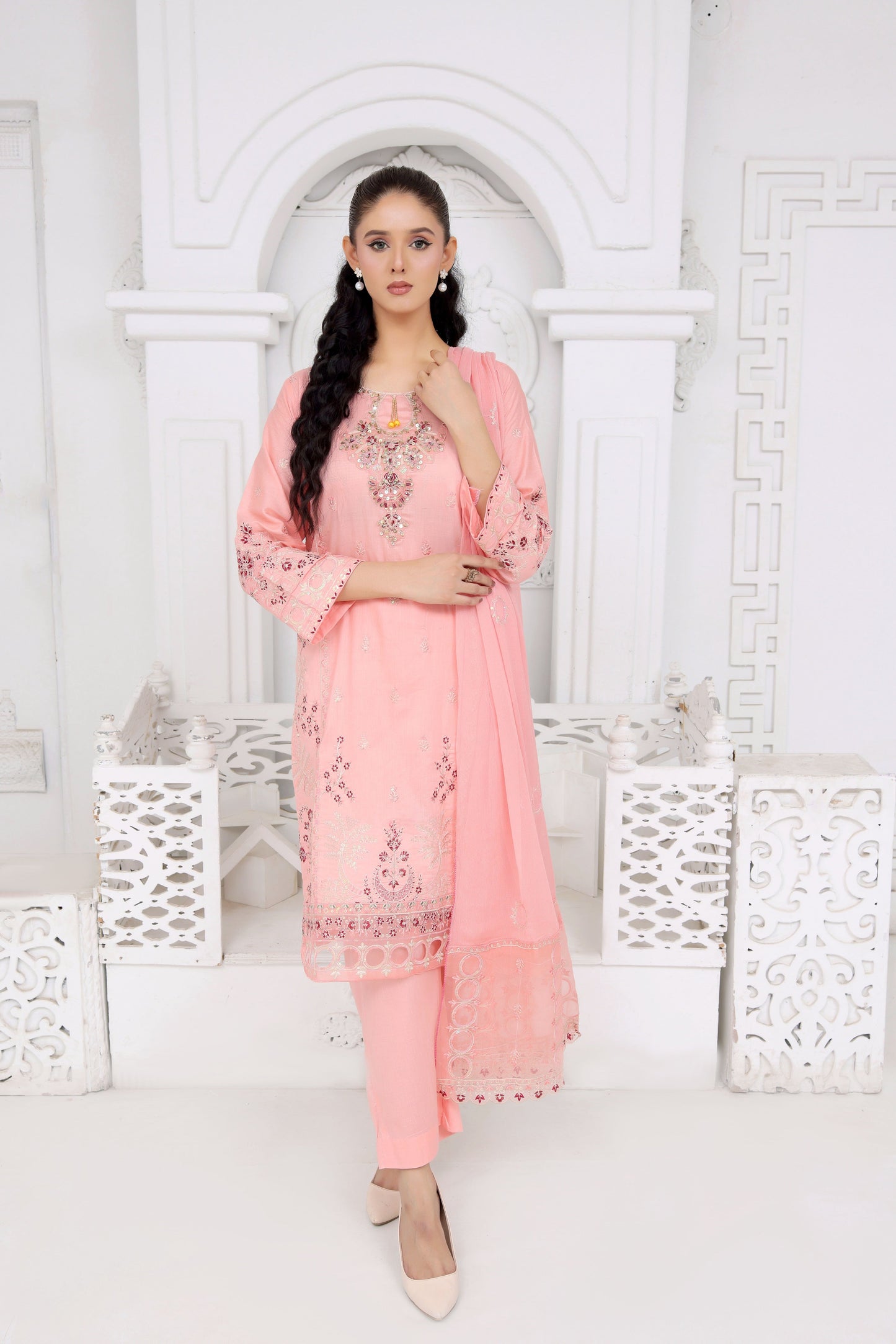 IB906 - 3PC Embroidered Lawn Suit with Bamberg Pallu Dupatta