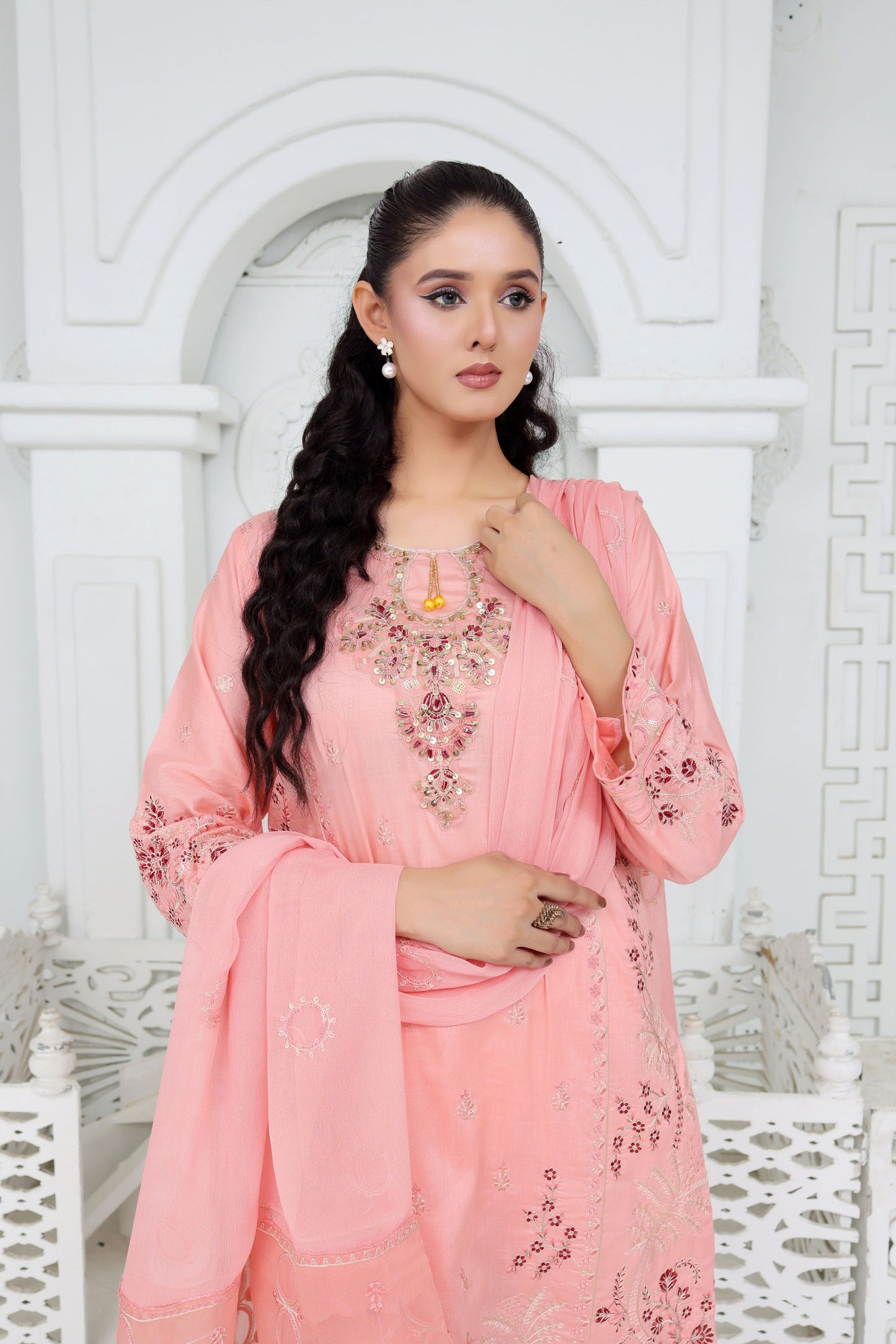 IB906 - 3PC Embroidered Lawn Suit with Bamberg Pallu Dupatta