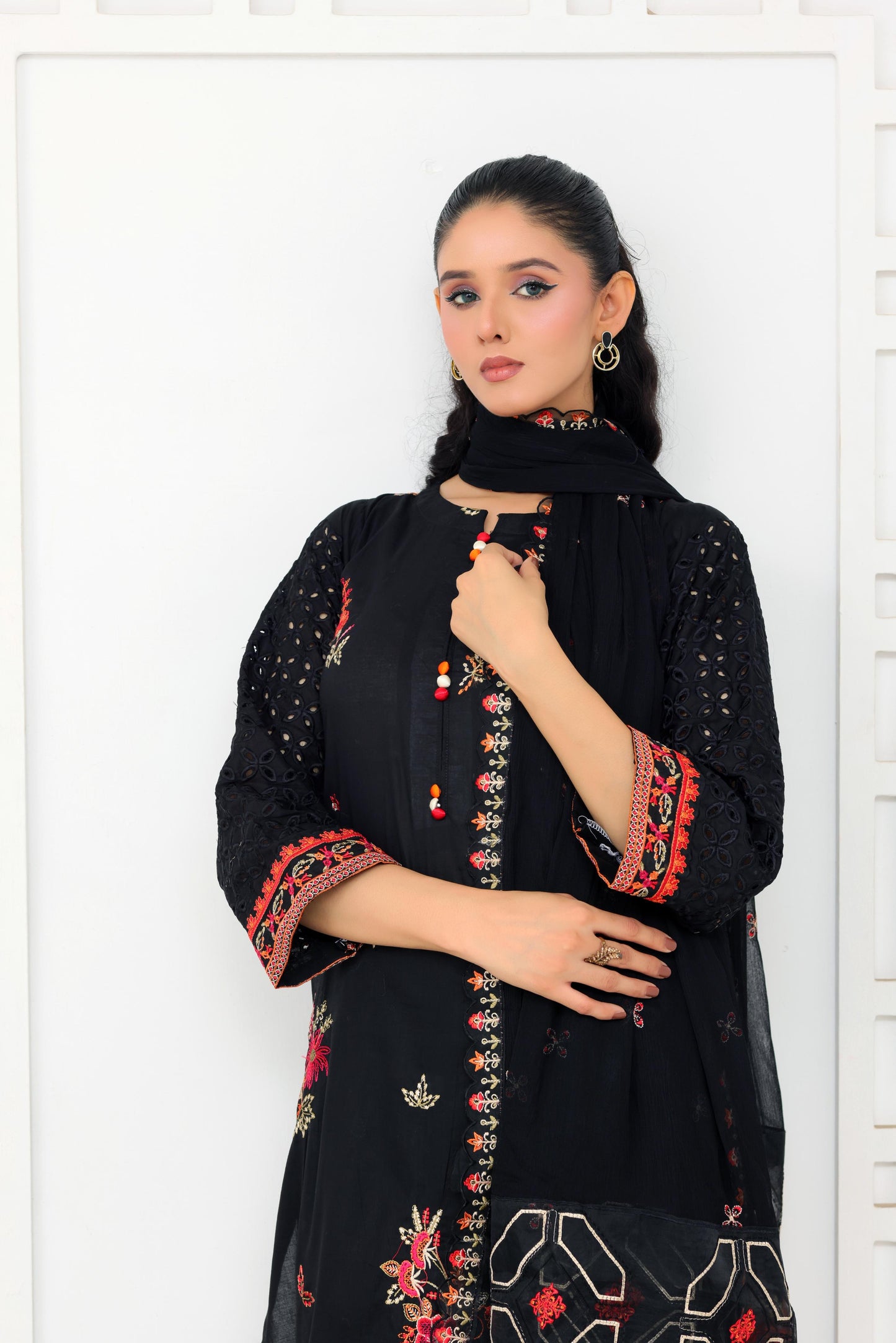IB901 - Embroidered 3-Piece Stitched Suit
