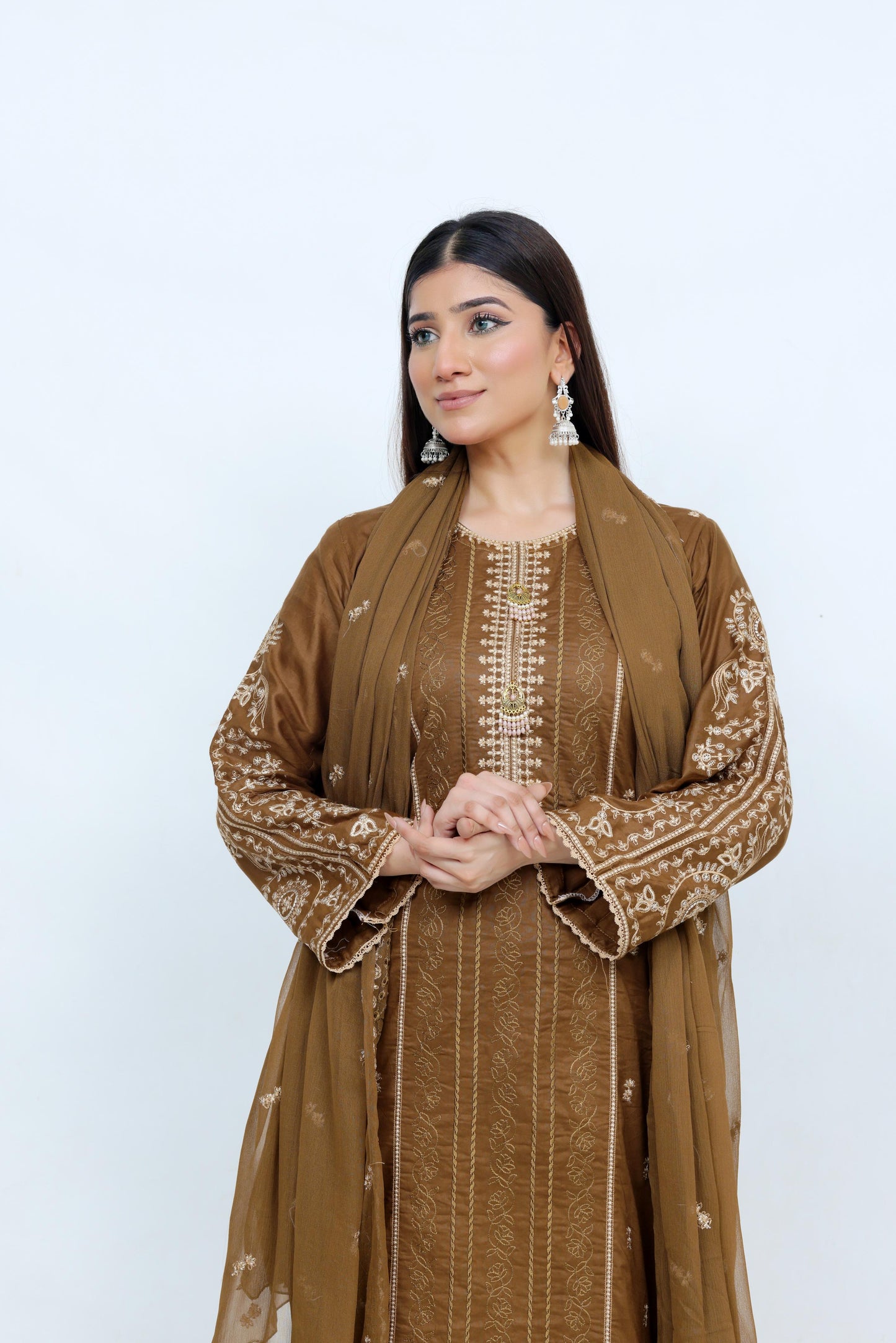 FF3087 – 3PC Stitched Embroidered Lawn Suit